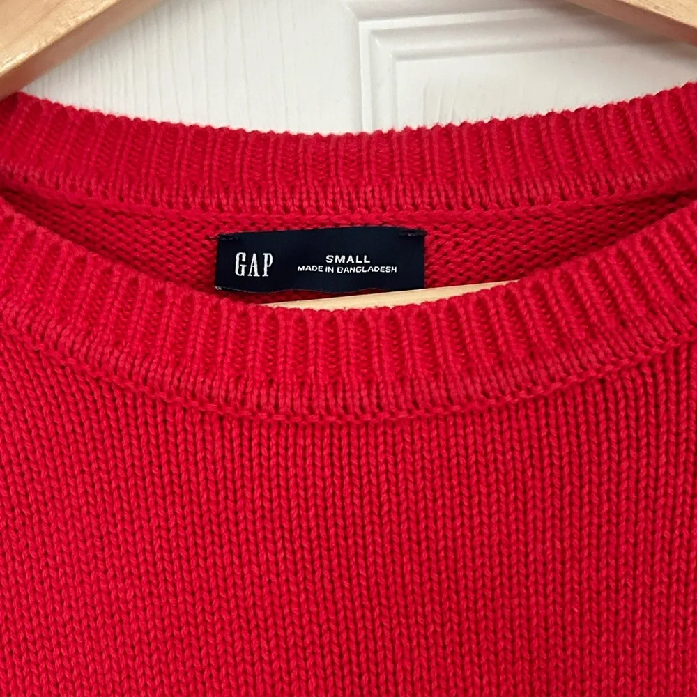 GAP Oversized Red Crew Neck Sweater - Picture 2 of 4